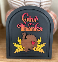 Load image into Gallery viewer, Small Arched Signs / Fall / Give Thanks
