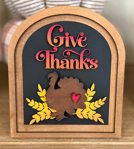Small Arched Signs / Fall / Give Thanks